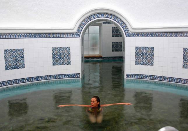 Espaciosas habitaciones en Estación Termal de Alange Gran Hotel Aqualange. La mayor comodidad con los mejores precios de Badajoz